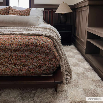 Atira Checkered Area Rug – Cream & Light Brown