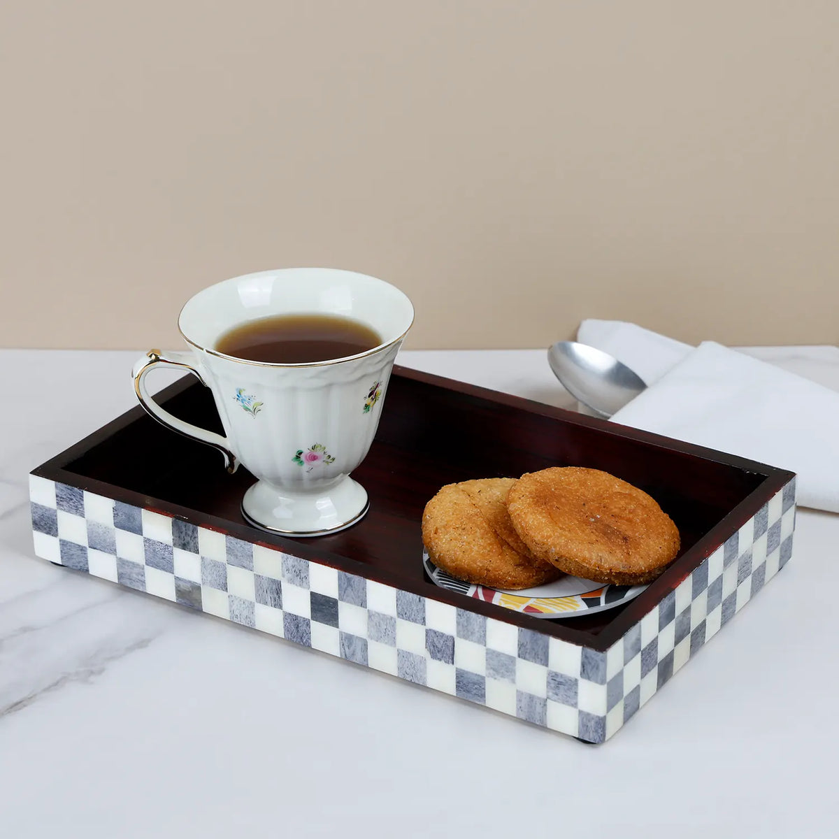 bathroom-tray-parlour-checkered-10x6-inch