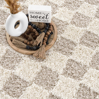 Atira Checkered Area Rug – Cream & Light Brown