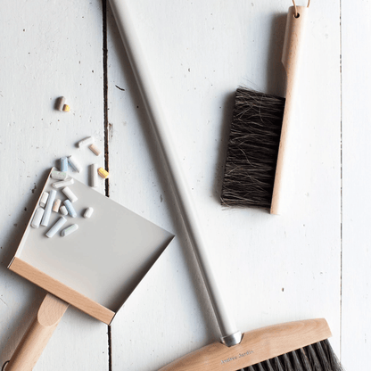 Andree Jardin "Mr & Mrs Clynk" Gray Hand Brush, Dustpan and Wall Hooks